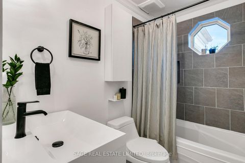 Photo 23 at 40 Kildonan Road, Danforth, Toronto