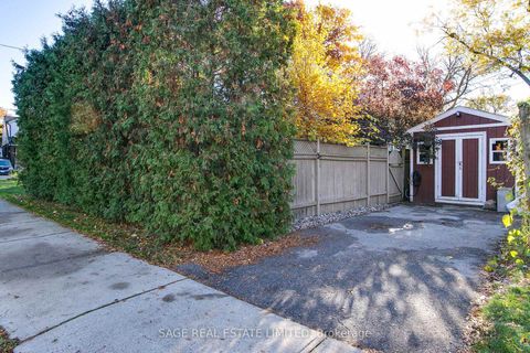 Photo 33 at 40 Kildonan Road, Danforth, Toronto