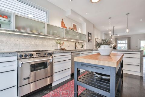 Photo 16 at 122 Ivy Avenue, South Riverdale, Toronto