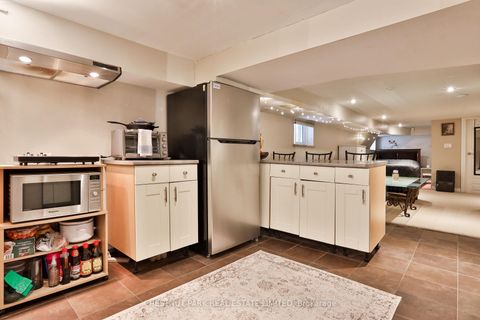 Photo 37 at 122 Ivy Avenue, South Riverdale, Toronto