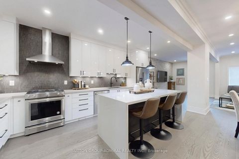 Photo 7 at 51 Abbeywood Gate W, Beverley Glen, Vaughan