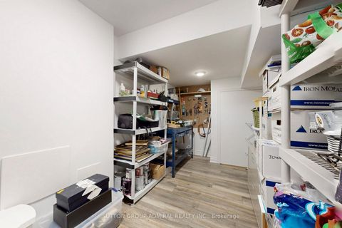 Photo 28 at 51 Abbeywood Gate W, Beverley Glen, Vaughan