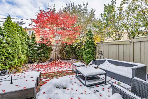 Photo 33 at 51 Abbeywood Gate W, Beverley Glen, Vaughan