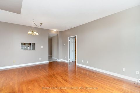 Photo 7 at 410 - 2301 Parkhaven Boulevard, RO River Oaks, Oakville