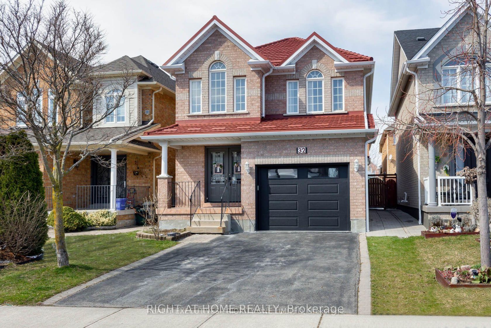 32 Eddington Place, Maple, Vaughan 
