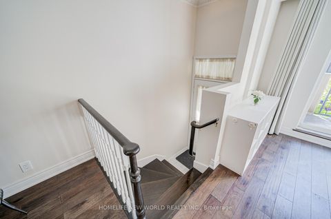 Photo 5 at 1313 - 28 Sommerset Way, Willowdale East, Toronto