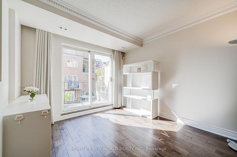 Photo 7 at 1313 - 28 Sommerset Way, Willowdale East, Toronto