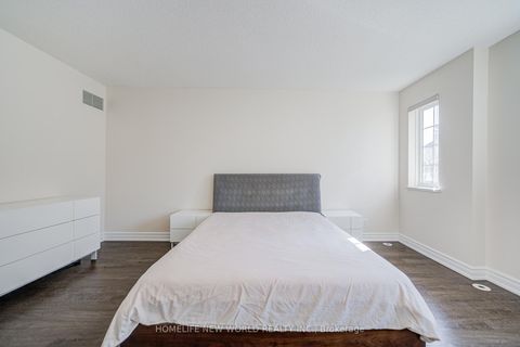 Photo 38 at 1313 - 28 Sommerset Way, Willowdale East, Toronto