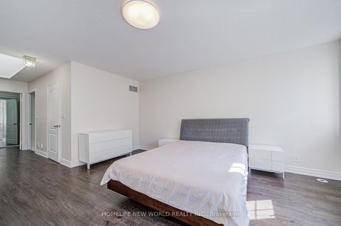 Photo 39 at 1313 - 28 Sommerset Way, Willowdale East, Toronto