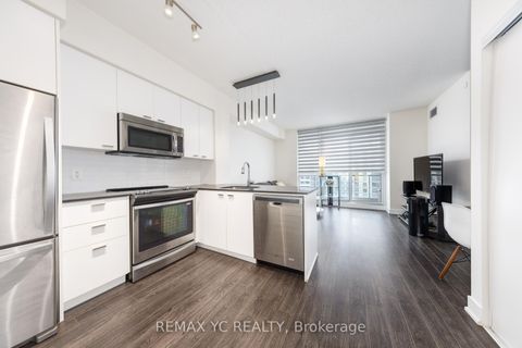 Photo 4 at 2509 - 30 Roehampton Avenue, Mount Pleasant West, Toronto