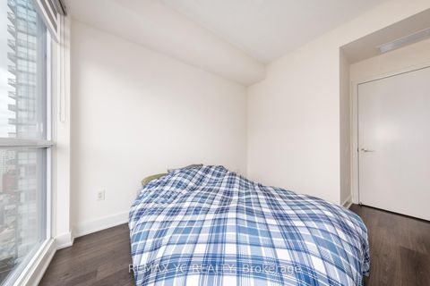 Photo 11 at 2509 - 30 Roehampton Avenue, Mount Pleasant West, Toronto