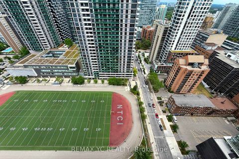 Photo 14 at 2509 - 30 Roehampton Avenue, Mount Pleasant West, Toronto