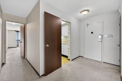 Photo 5 at 2002 - 65 Huntingdale Boulevard, L'Amoreaux, Toronto