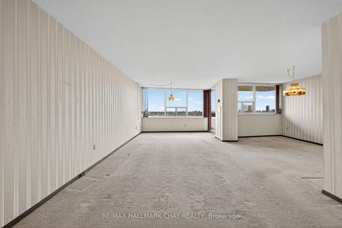 Photo 7 at 2002 - 65 Huntingdale Boulevard, L'Amoreaux, Toronto