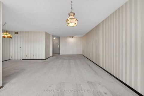 Photo 11 at 2002 - 65 Huntingdale Boulevard, L'Amoreaux, Toronto