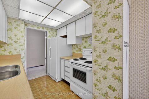 Photo 16 at 2002 - 65 Huntingdale Boulevard, L'Amoreaux, Toronto