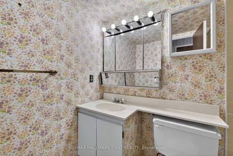 Photo 30 at 2002 - 65 Huntingdale Boulevard, L'Amoreaux, Toronto