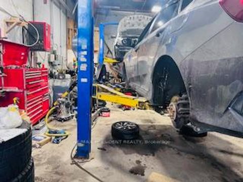 Photo 6 at 31-32 - 1772 Albion Road, Clairville, Toronto