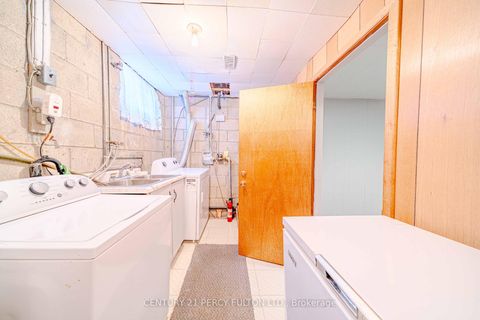 Photo 23 at 3 Griselda Crescent, Woburn, Toronto