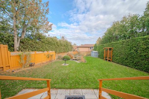 Photo 26 at 3 Griselda Crescent, Woburn, Toronto