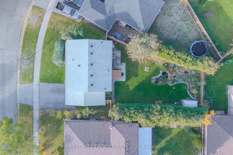 Photo 33 at 3 Griselda Crescent, Woburn, Toronto