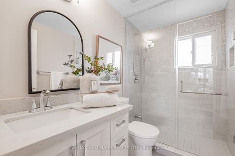 Photo 17 at 29 Canterbury Court, Harding, Richmond Hill