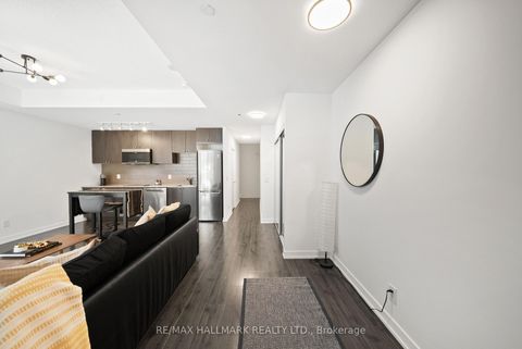 Photo 4 at TH3 - 18 Rean Drive, Bayview Village, Toronto
