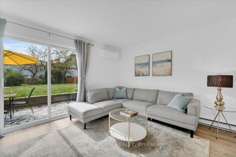 Photo 11 at 64 Worthington Drive, BR Bronte, Oakville