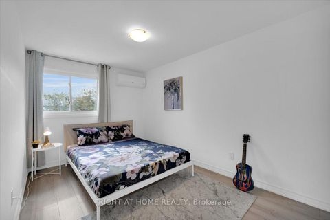 Photo 20 at 64 Worthington Drive, BR Bronte, Oakville