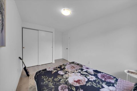 Photo 21 at 64 Worthington Drive, BR Bronte, Oakville