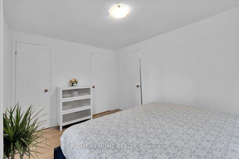 Photo 23 at 64 Worthington Drive, BR Bronte, Oakville