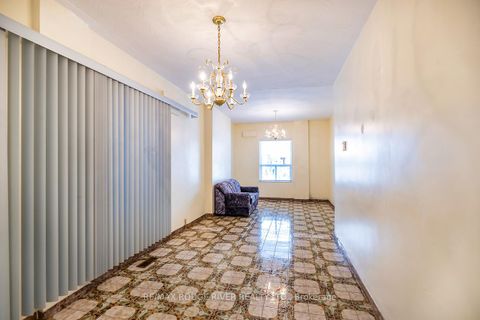 Photo 9 at 17 Talbot Street, Pellam Park, Toronto