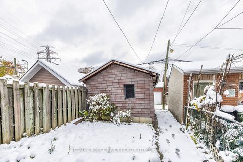 Photo 32 at 17 Talbot Street, Pellam Park, Toronto