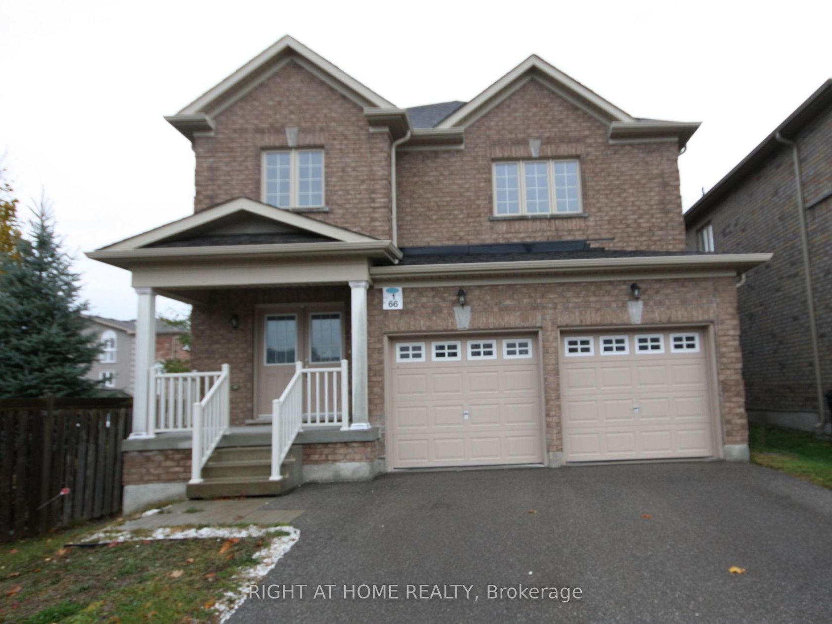 66 White Crescent, Holly, Barrie photo number 2