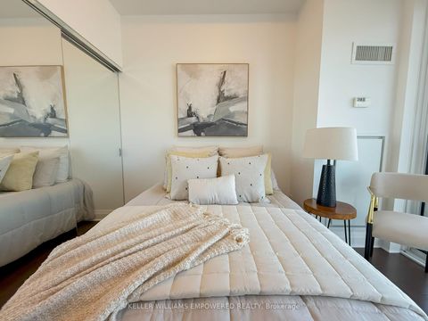 Photo 17 at 4508 - 1080 Bay Street, Bay Street Corridor, Toronto