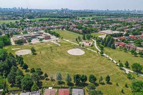 Photo 35 at 56 Muirlands Drive, Milliken, Toronto