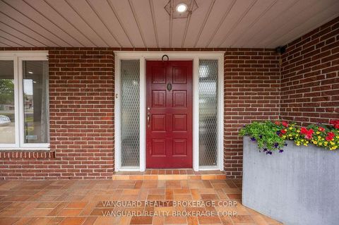 Photo 8 at 80 Kleins Crescent, Kleinburg, Vaughan