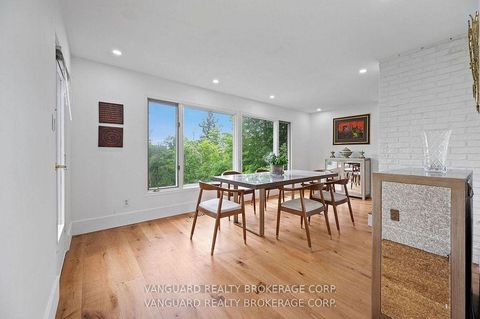 Photo 12 at 80 Kleins Crescent, Kleinburg, Vaughan