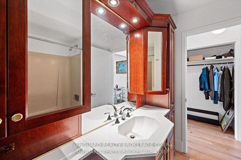 Photo 32 at 80 Kleins Crescent, Kleinburg, Vaughan