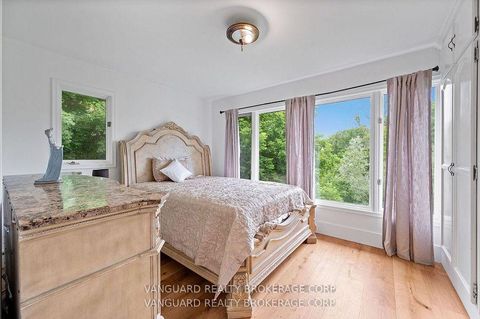 Photo 33 at 80 Kleins Crescent, Kleinburg, Vaughan