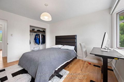 Photo 37 at 80 Kleins Crescent, Kleinburg, Vaughan