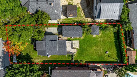 Photo 12 at 85 Tyler Street, Aurora Village, Aurora