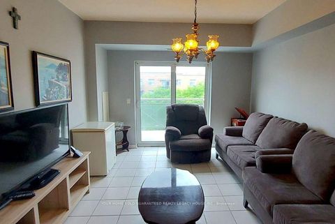 Photo 6 at 502 - 2500 Rutherford Road, Maple, Vaughan