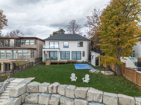 Photo 8 at 99 Lake Promenade, Long Branch, Toronto