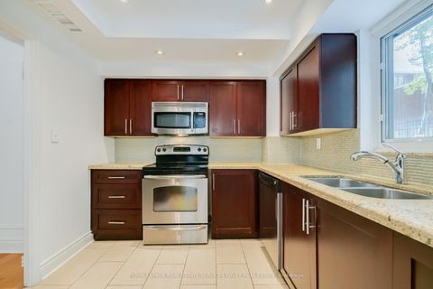 Photo 11 at 101 - 10 Tichester Road, Forest Hill South, Toronto