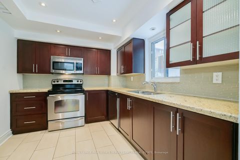 Photo 12 at 101 - 10 Tichester Road, Forest Hill South, Toronto