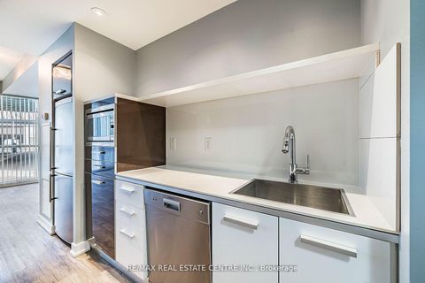 Photo 7 at 233 - 38 Dan Leckie Way, Waterfront Communities C1, Toronto