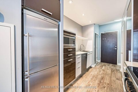 Photo 11 at 233 - 38 Dan Leckie Way, Waterfront Communities C1, Toronto