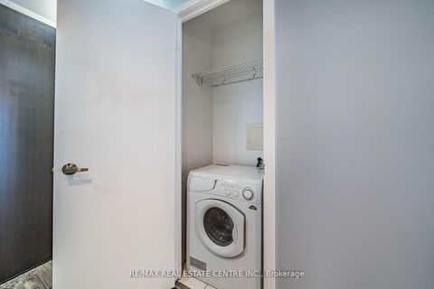 Photo 23 at 233 - 38 Dan Leckie Way, Waterfront Communities C1, Toronto