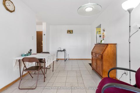 Photo 7 at 806 - 455 Sentinel Road, York University Heights, Toronto